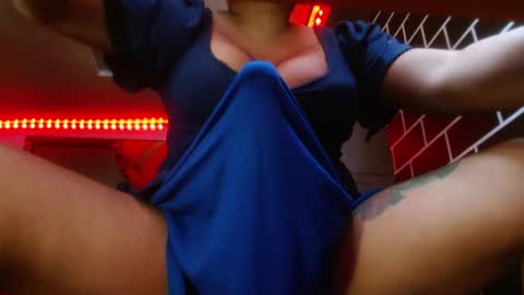  i am trixie im Your Selfsucking Mistress  online show from November 25, 1:01 am