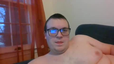 1chubbyguy9 online show from January 2, 10:12 pm