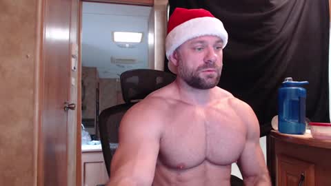 9 fat inches online show from December 17, 7:16 pm