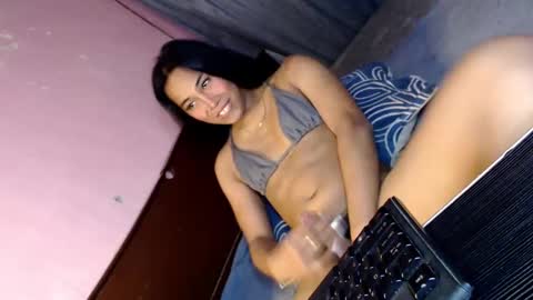 _asiancutie online show from December 16, 1:04 am