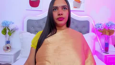 _krishaa_ online show from February 1, 1:08 pm