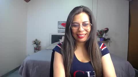 paulina  online show from December 25, 1:04 pm