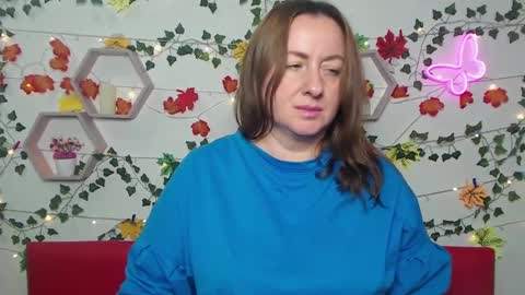 abbytaylorr online show from November 10, 4:42 pm