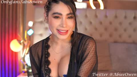 abie_owen online show from December 20, 12:16 am