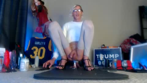 TaylorSexbot online show from December 30, 9:23 pm