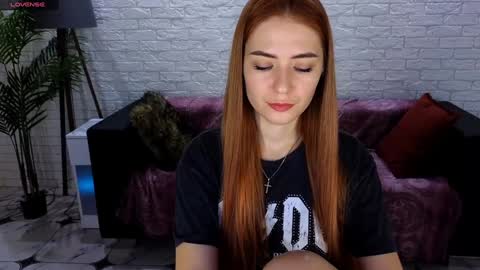 adelyna_bird online show from January 17, 6:04 am