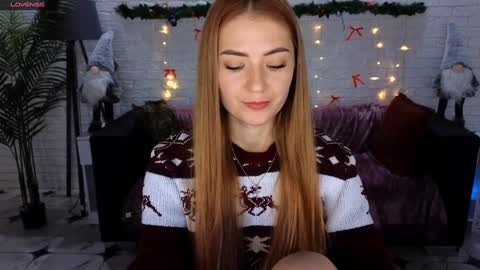 adelyna_bird online show from December 13, 8:39 am