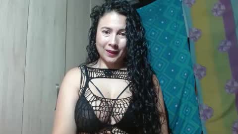 Adriana Tellez online show from December 9, 4:54 pm