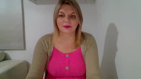 Adrianna online show from December 28, 8:38 pm