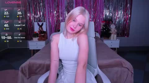 aeiris_xo online show from February 4, 10:40 am