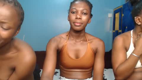 African Petite online show from December 18, 6:26 am