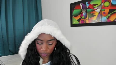 Aisha online show from December 30, 1:38 pm