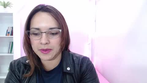 aixa_johnson online show from December 17, 3:16 pm