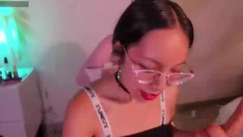 alana_jansen online show from December 3, 3:44 am