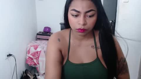 alanajonees online show from November 24, 1:57 pm