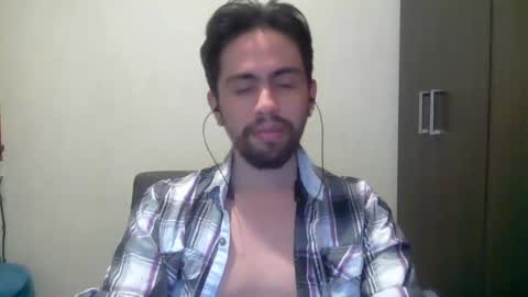 alejo_shy online show from November 12, 4:46 am