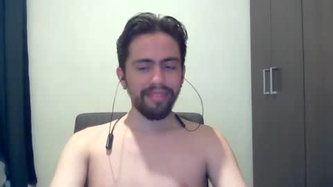 alejo_shy online show from November 23, 6:12 am