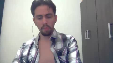 alejo_shy online show from December 12, 11:42 pm