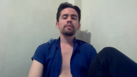 alejo_shy online show from January 1, 6:41 am