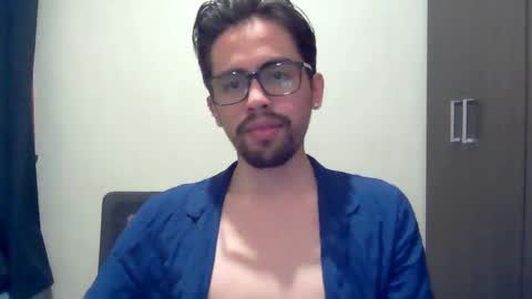 alejo_shy online show from January 3, 3:56 am