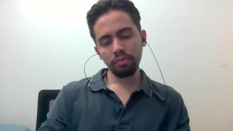 alejo_shy online show from January 6, 2:13 am