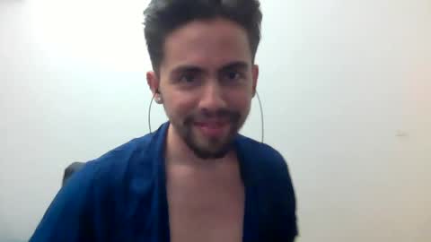 alejo_shy online show from January 7, 2:44 am