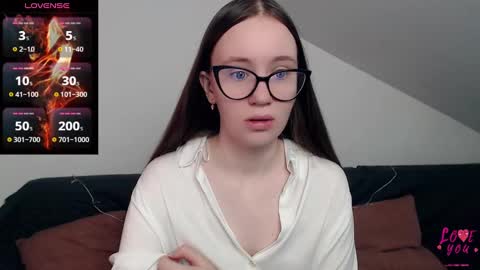 alexamay_ online show from January 21, 7:38 am