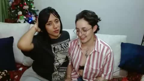 Julieta Long hair and Alex short hair online show from December 15, 12:47 am