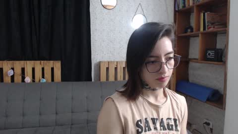 alicee_logan_ online show from January 20, 2:59 am