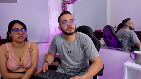 Alina And Darell  online show from December 28, 3:52 am