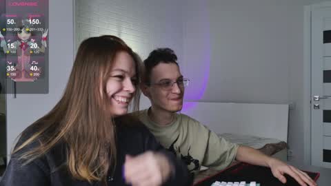 Alina and Ben online show from November 27, 1:44 pm