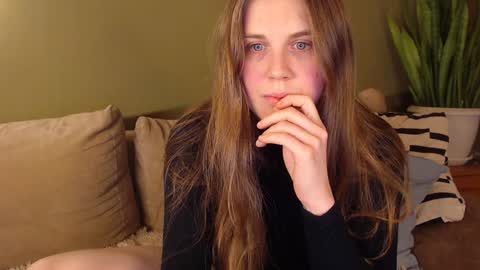 alisaxxxshy online show from November 23, 11:22 pm