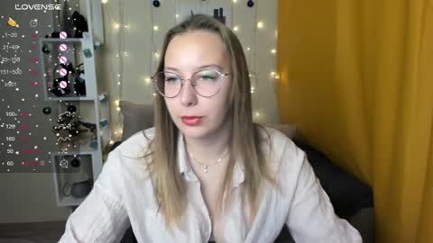 aliya_reid online show from December 15, 12:47 am