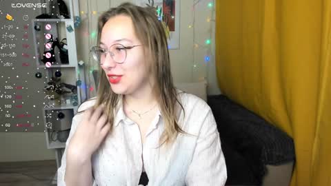 aliya_reid online show from December 7, 1:09 am