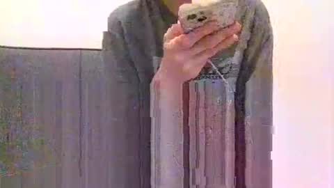 alliebearx online show from December 2, 4:36 am