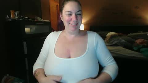 Tig Bitty online show from November 29, 2:50 am