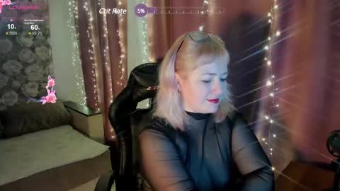 amanda_di online show from December 21, 10:39 am