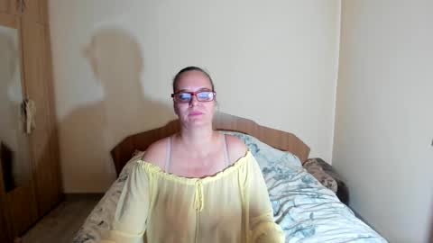 amanda_squirt online show from November 12, 10:29 am