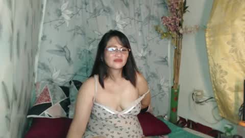 amazing angel online show from November 28, 6:41 pm