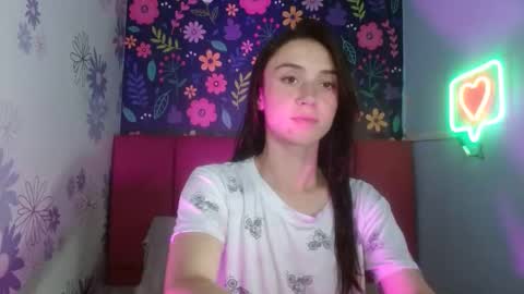 amy_kobold33 online show from January 15, 9:08 pm