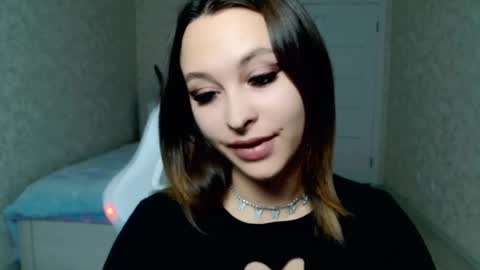 amy lul online show from December 19, 4:22 pm