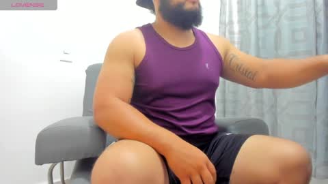 anderson_latino1_ online show from January 2, 5:53 pm