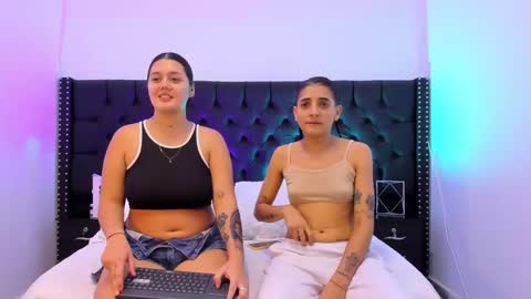 Andrea  Karina online show from November 30, 1:22 am