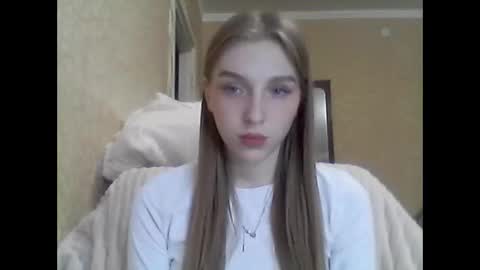 AndreaxHoney online show from November 12, 7:46 am