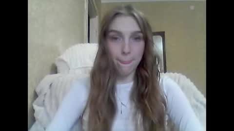 AndreaxHoney online show from November 19, 7:12 am