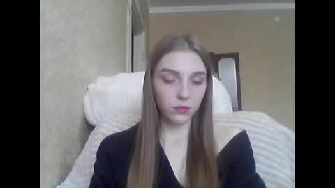 AndreaxHoney online show from December 13, 7:04 am