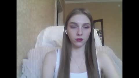 AndreaxHoney online show from December 19, 6:38 am