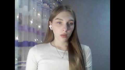 AndreaxHoney online show from December 28, 9:49 am