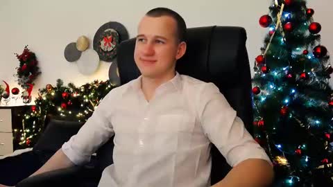 andress_ston online show from December 7, 1:22 pm