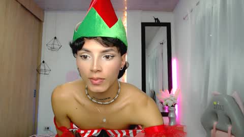 Alana online show from December 22, 12:39 am